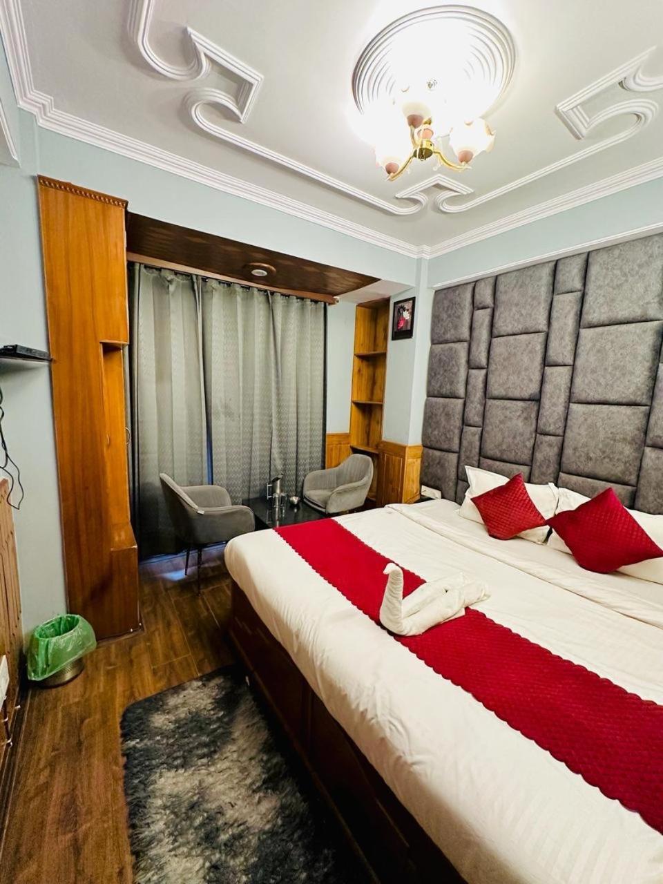 Hotel Avalanche Shimla Exterior photo