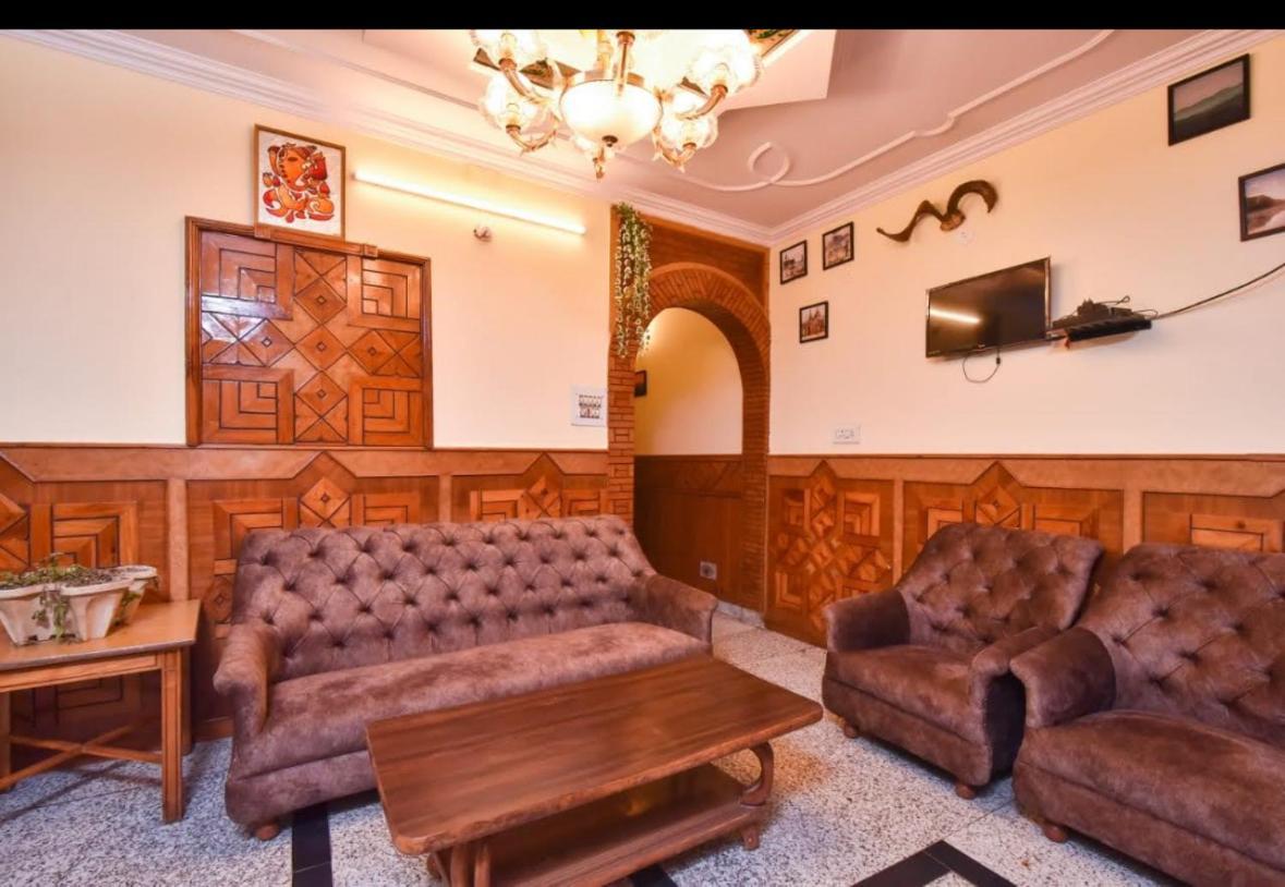 Hotel Avalanche Shimla Exterior photo