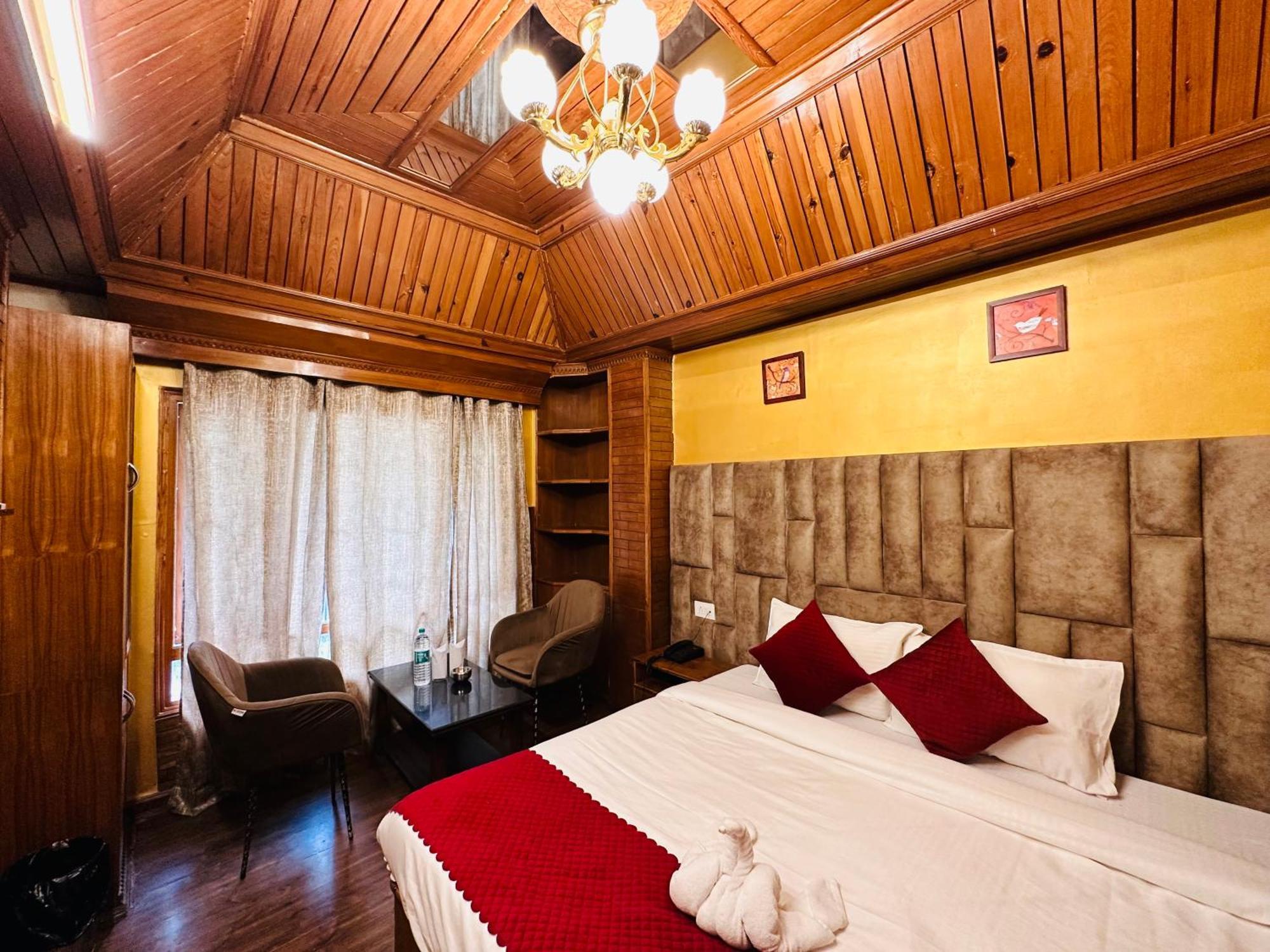 Hotel Avalanche Shimla Exterior photo